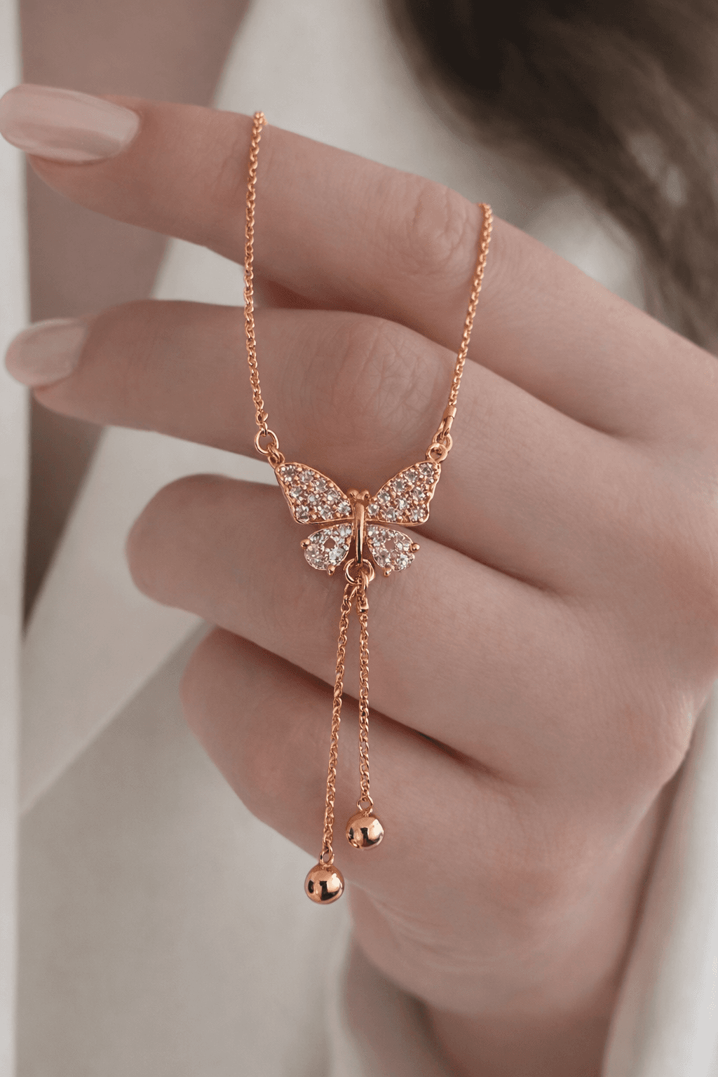 Gold butterfly pendant nacklace