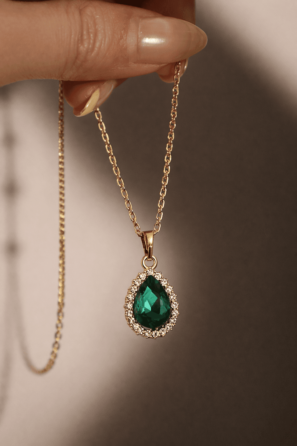 Emerald Pendant Necklace